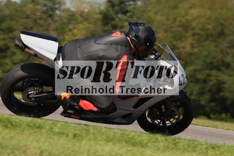Archiv-2022/57 29.08.2022 Plüss Moto Sport ADR/Einsteiger/42